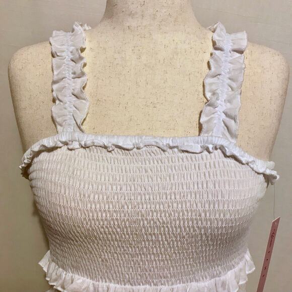 Crave Fame NWT White Smocked Sleeveless Top Juniors L - Picture 3 of 11